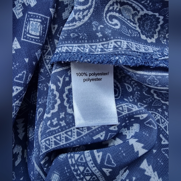 Maurices Floral Patterned Women's Deep V Neckline Front Tie Semi-Sheer Blouse - Picture 7 of 9